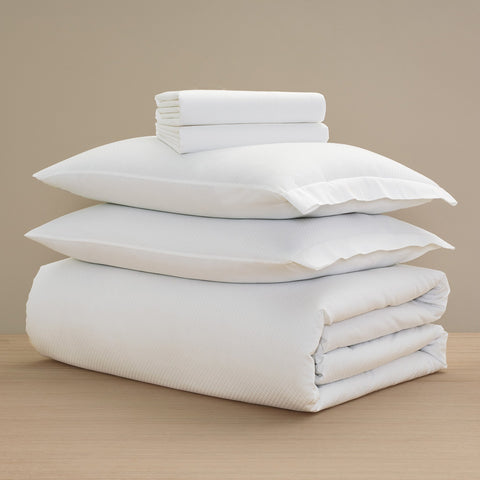 Checkered Sateen Junior Suite Bed Bundle