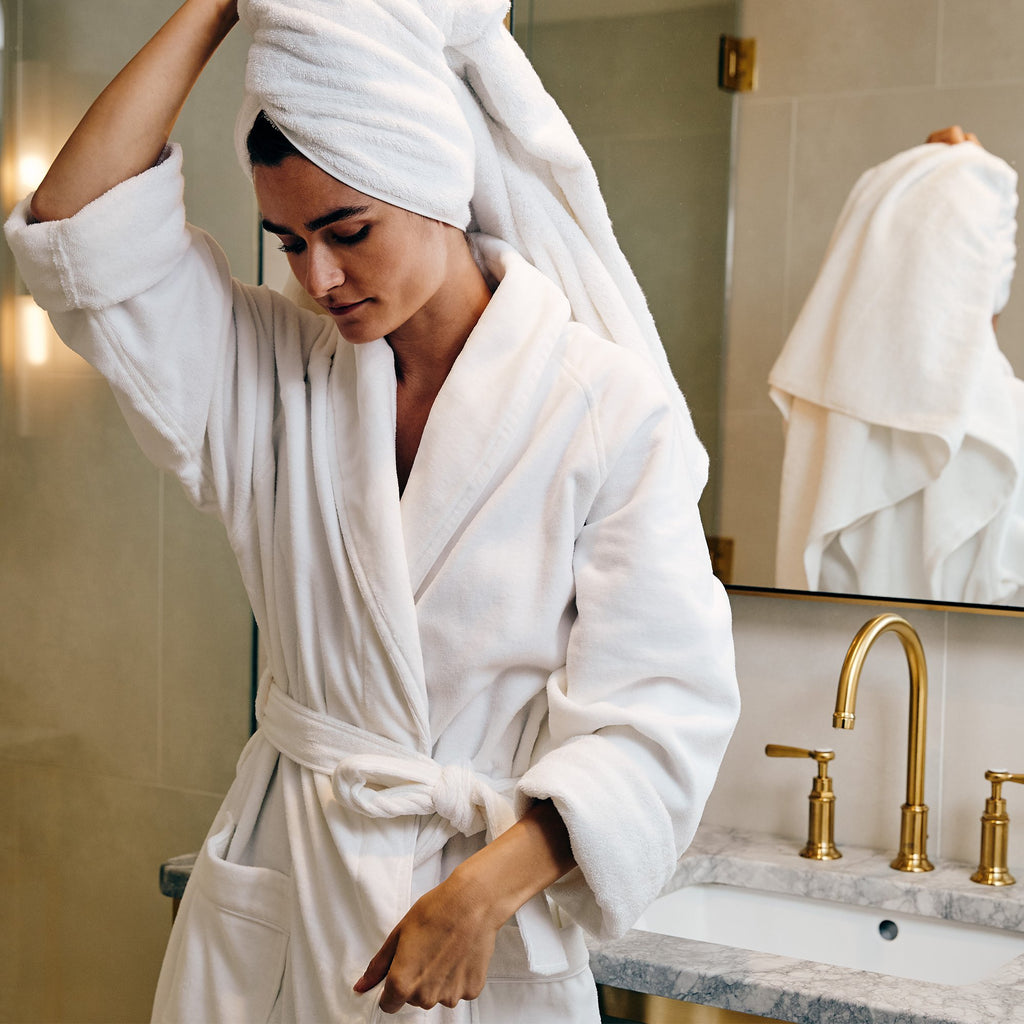 Shawl Collar Bathrobe with Piping